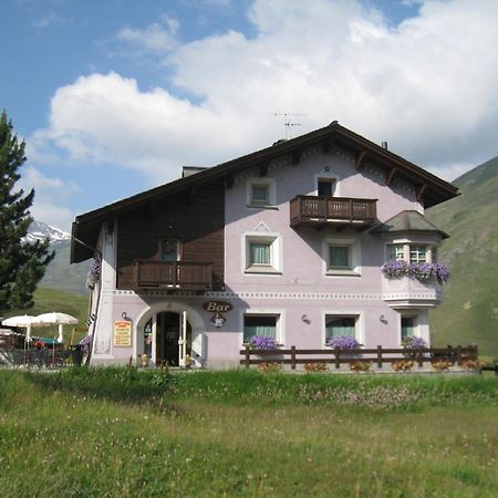 Al Chestelet Livigno Eksteriør billede